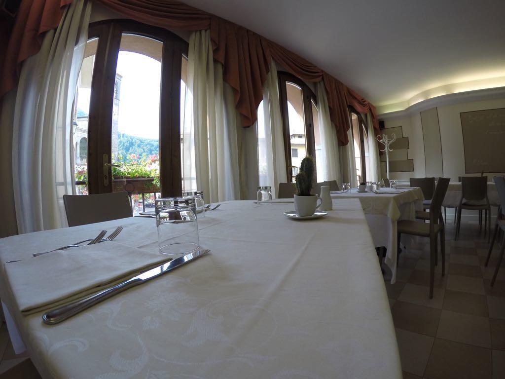 Vestone Hotel Ristorante Centrale מראה חיצוני תמונה