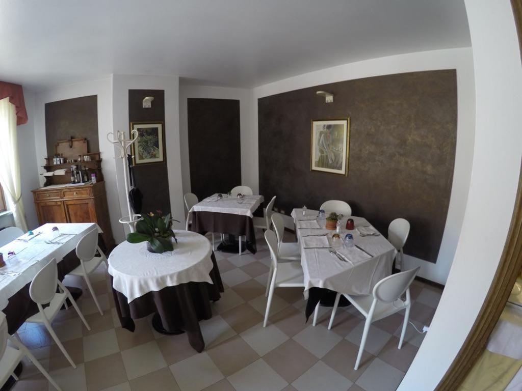 Vestone Hotel Ristorante Centrale מראה חיצוני תמונה